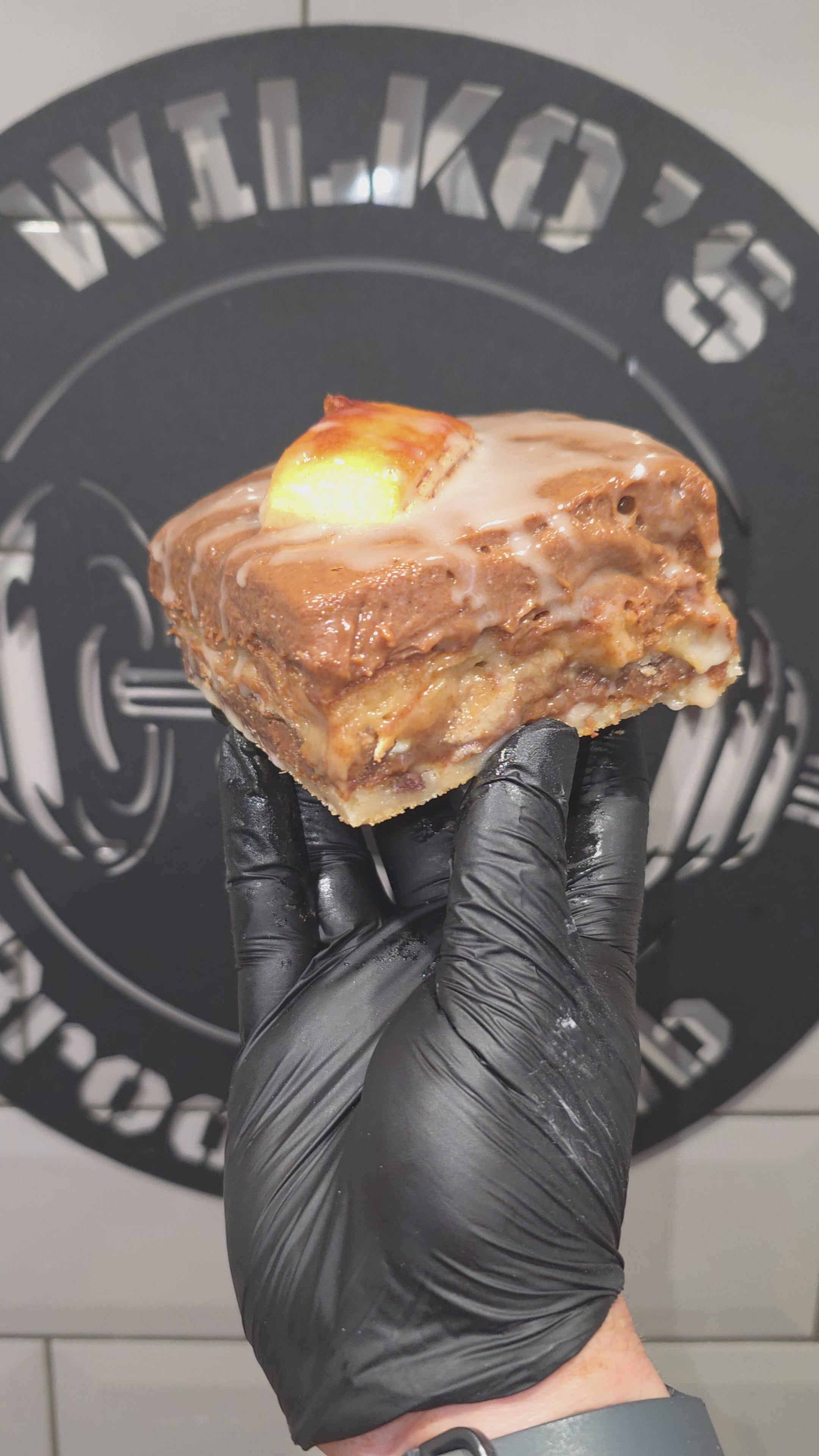 Monthly Special - Captain Cinnaroll